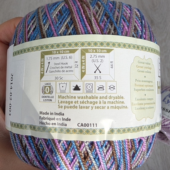 Bundle of 3 Bernat Handicrafter and 1 Aunt lydias crochet thread - Picture 3 of 6